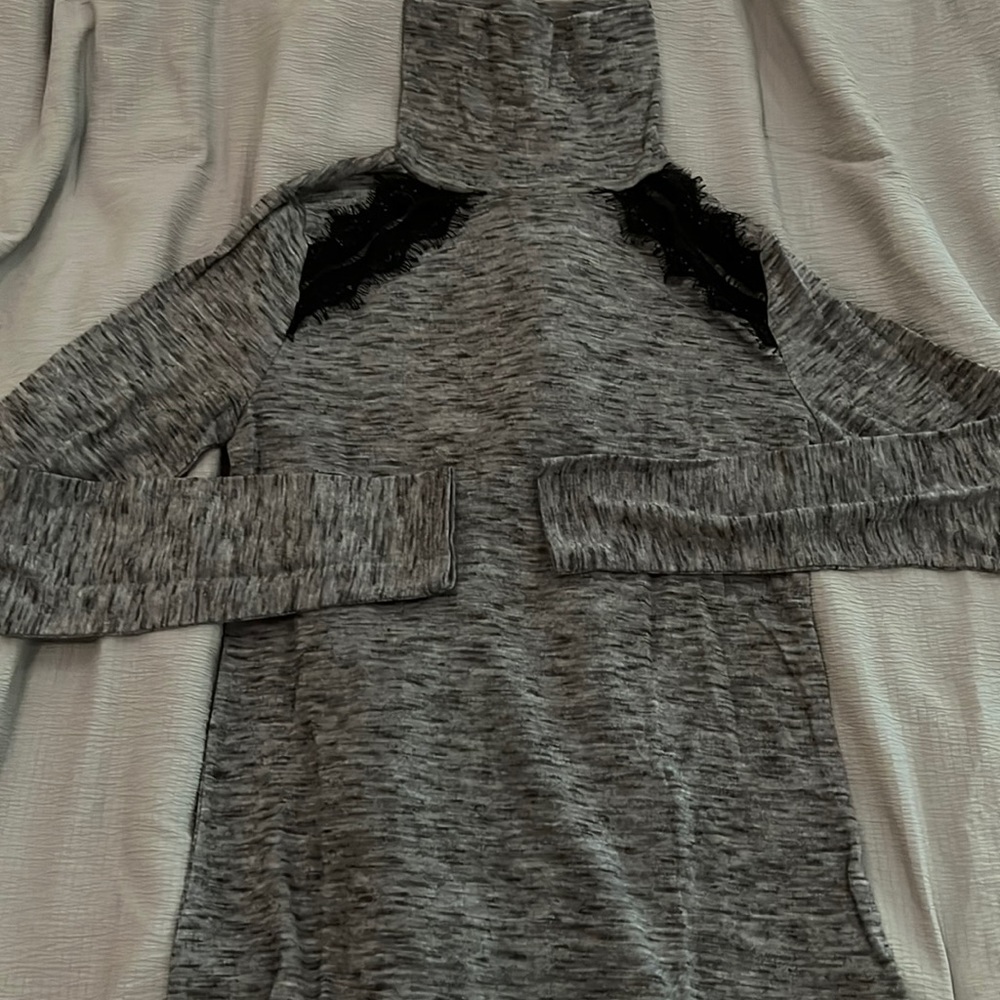 Turtleneck lace sweater xs